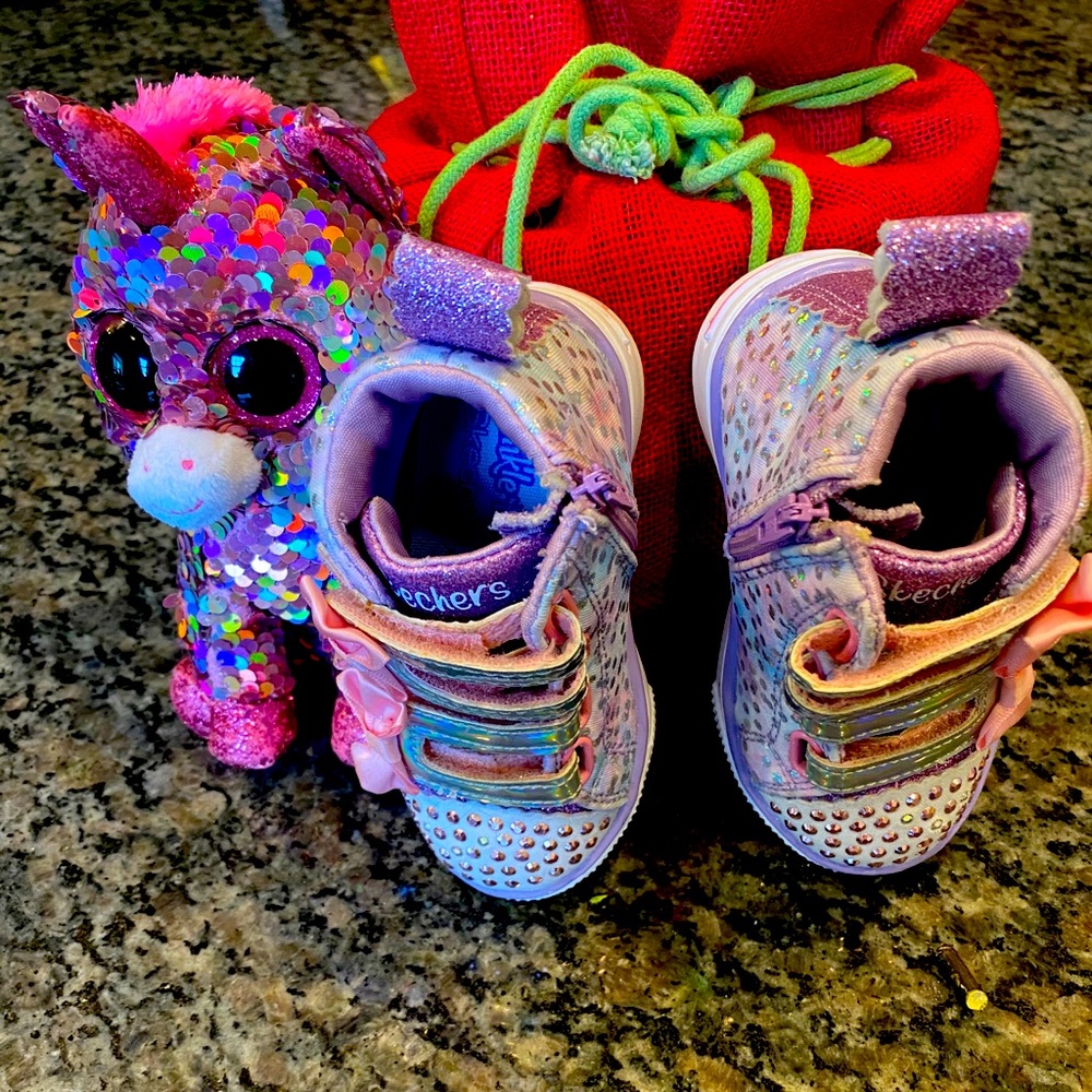 Girls twinkle toes light up high tops Size 5
